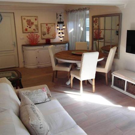 Charming Corner Abode With Castle Views Apartment Nice Ngoại thất bức ảnh