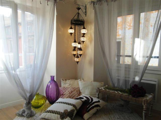 Charming Corner Abode With Castle Views Apartment Nice Ngoại thất bức ảnh